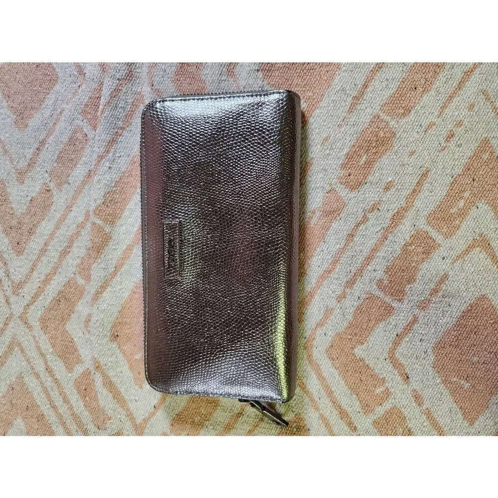 DKNY EMBOSSED METALLIC LEATHER  ZIP AROUND WALLET CLUTCH GUNMETAL #A69